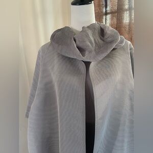 Zoran Vintage Designer 100% Silk Moire Open Front Silver Jacket Made in Italy